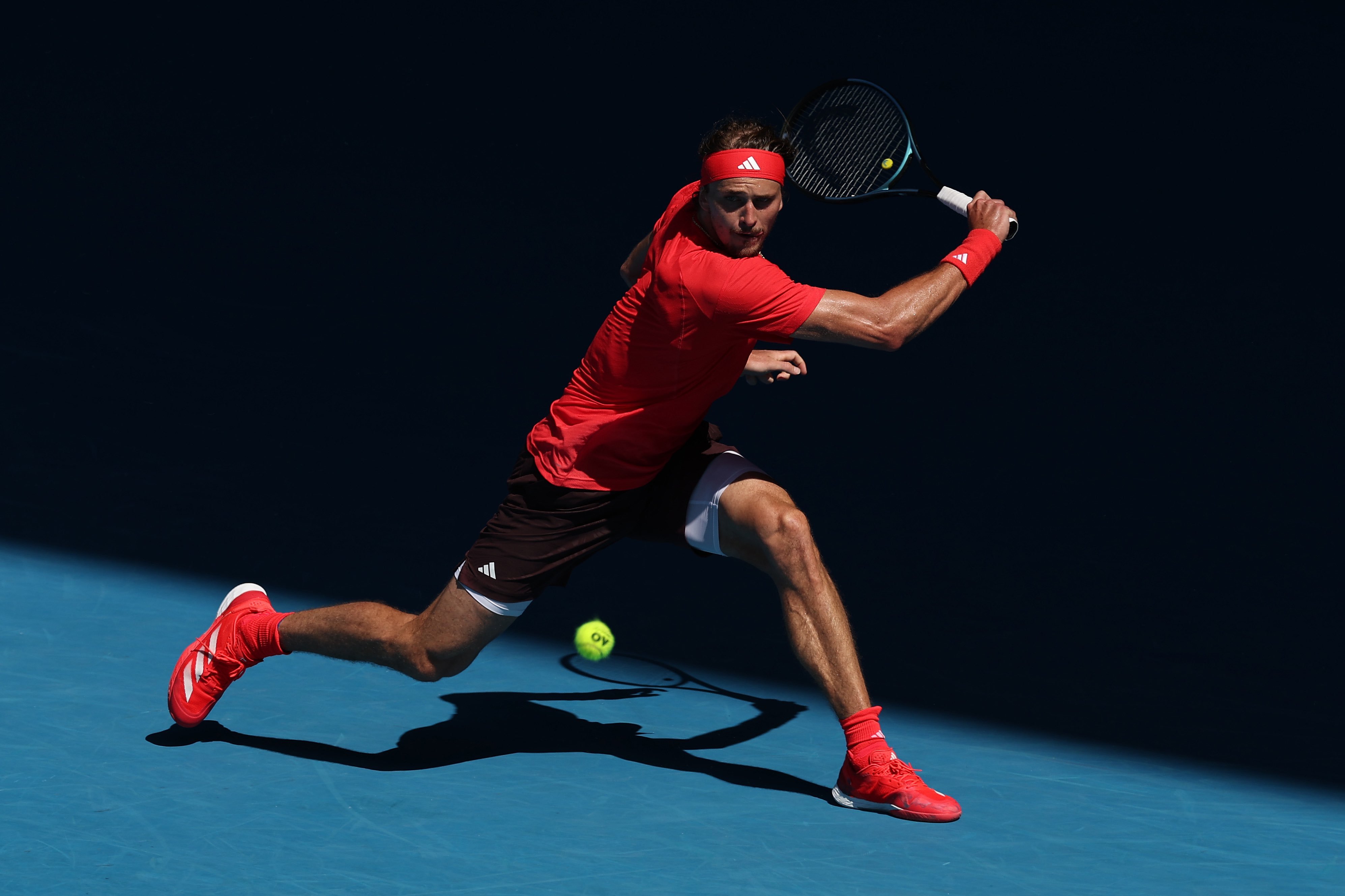 法网横扫澳网，兹维列夫关键制胜