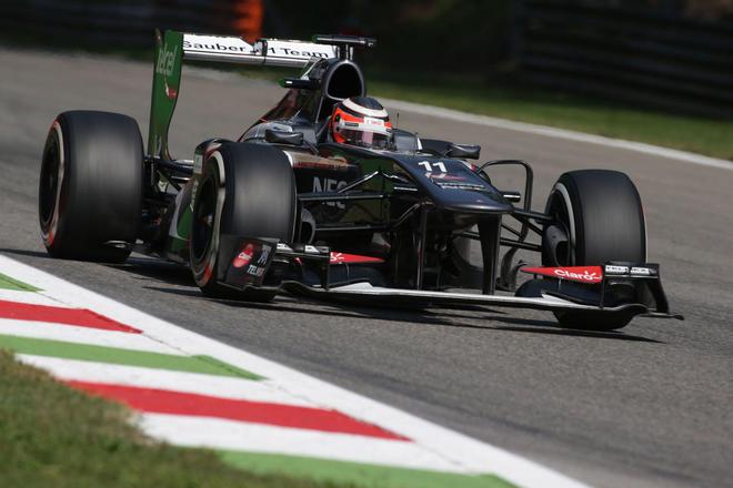 梅赛德斯绝杀索伯车队，阿隆索扛起全队