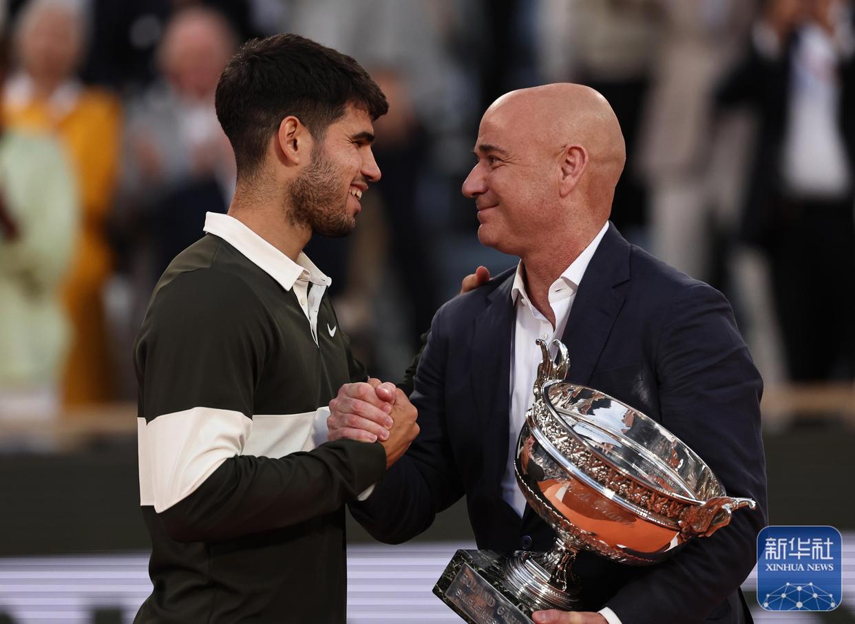 联合杯鏖战戴维斯杯，阿尔卡拉斯带队取胜