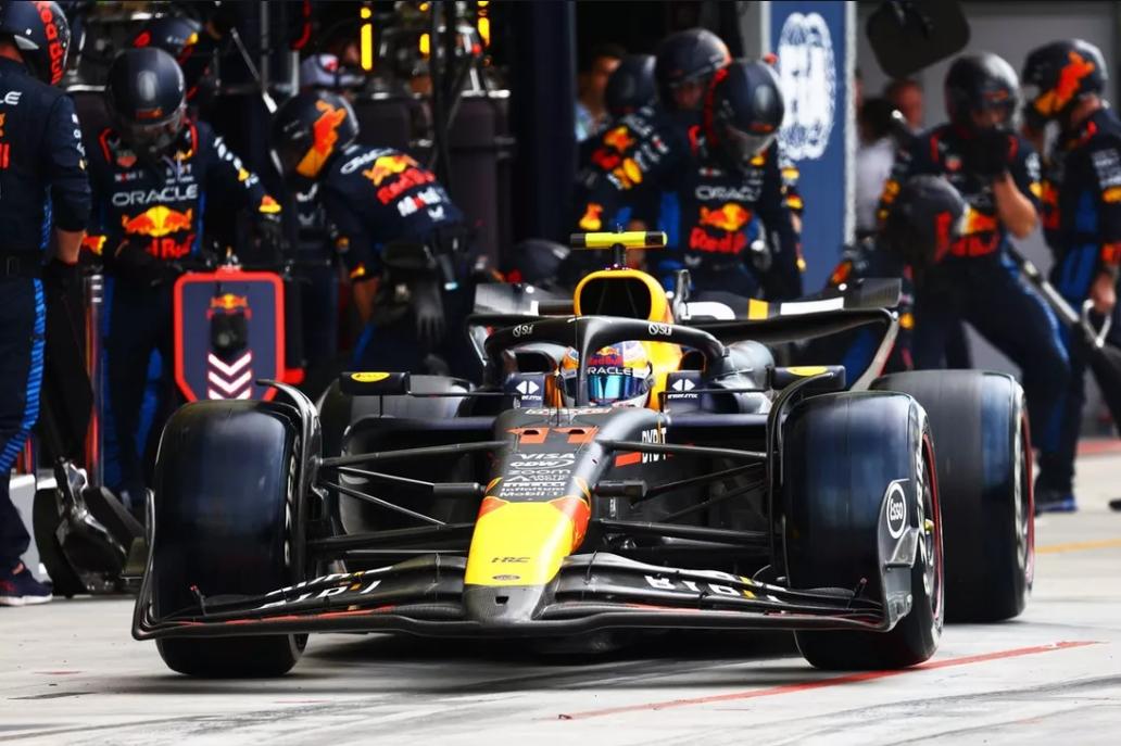 哈斯车队碾压红牛车队,佩雷兹惊艳四座 哈斯车队碾压红牛车队,佩雷兹惊艳四座