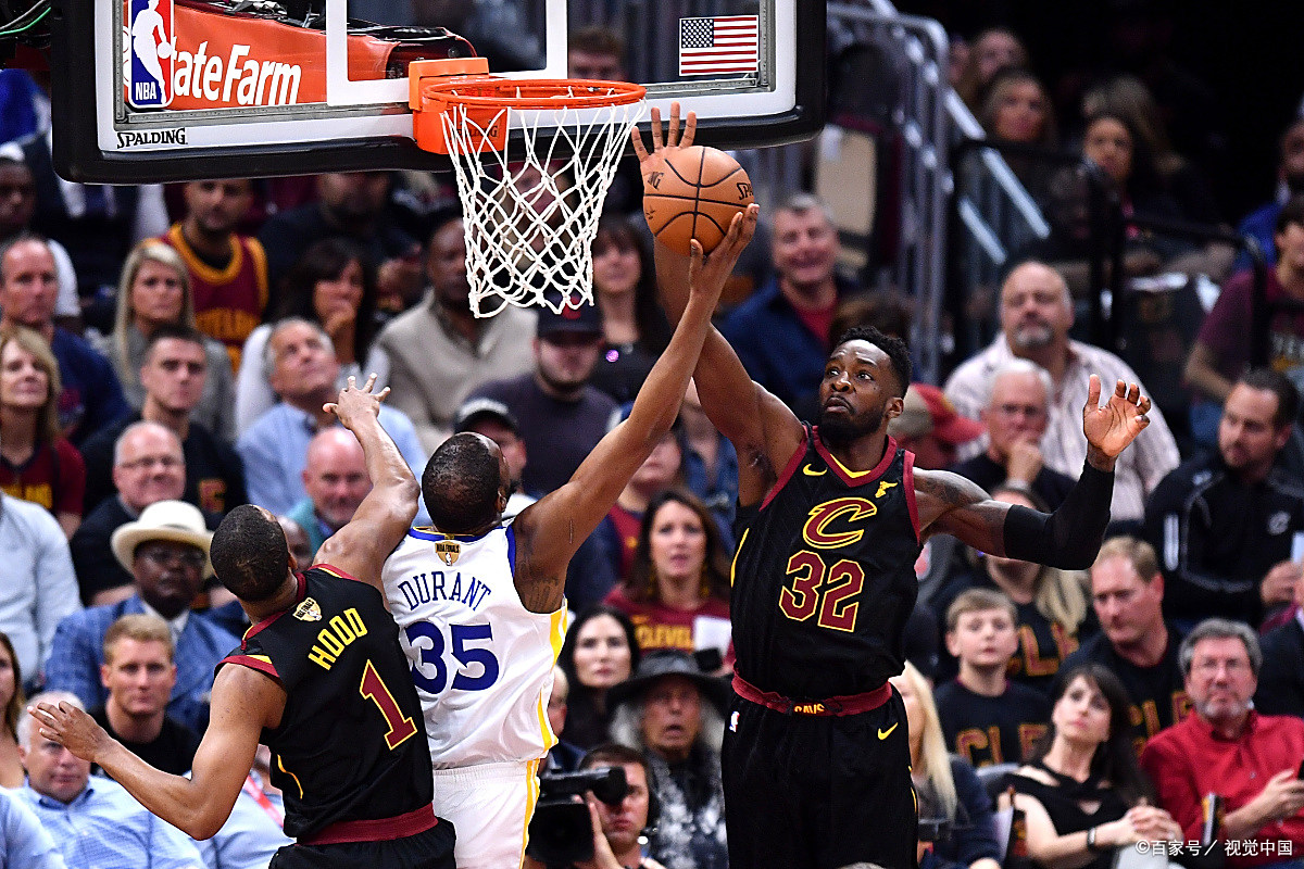 骑士逆转雷霆,利拉德带队取胜 骑士逆转雷霆,利拉德带队取胜