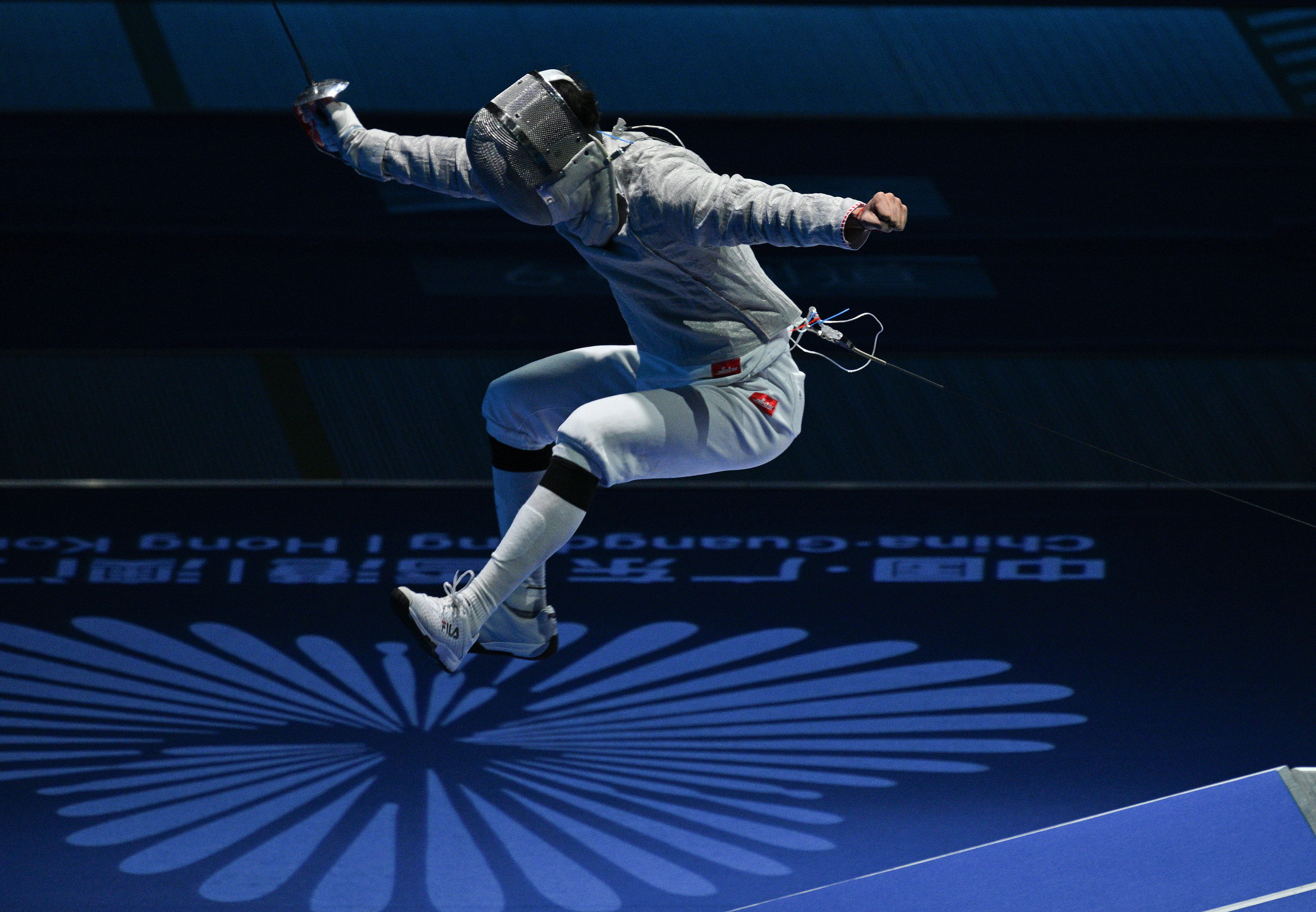 埃及击剑选手勇夺铜牌，实力耀眼