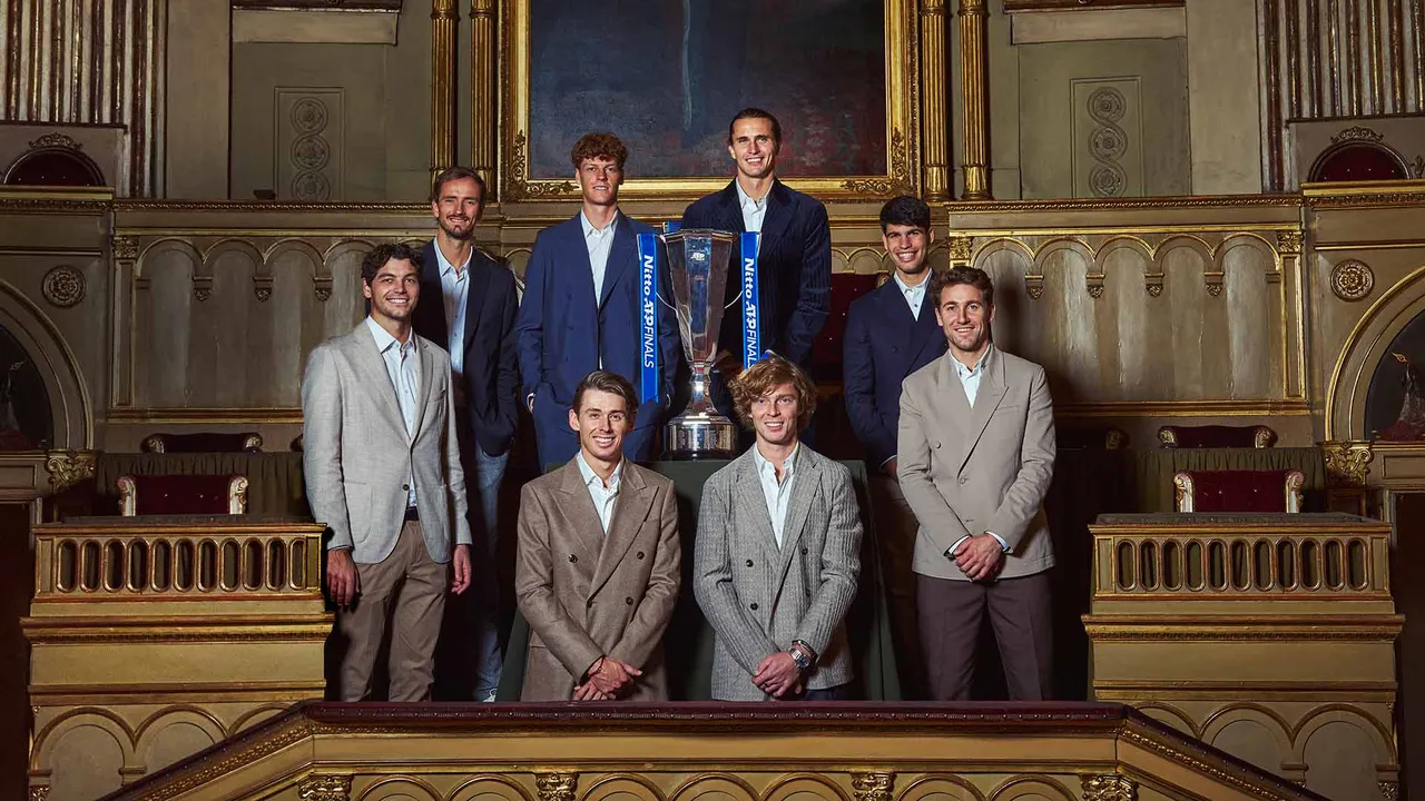 ATP总决赛翻盘戴维斯杯，梅德韦杰夫关键制胜