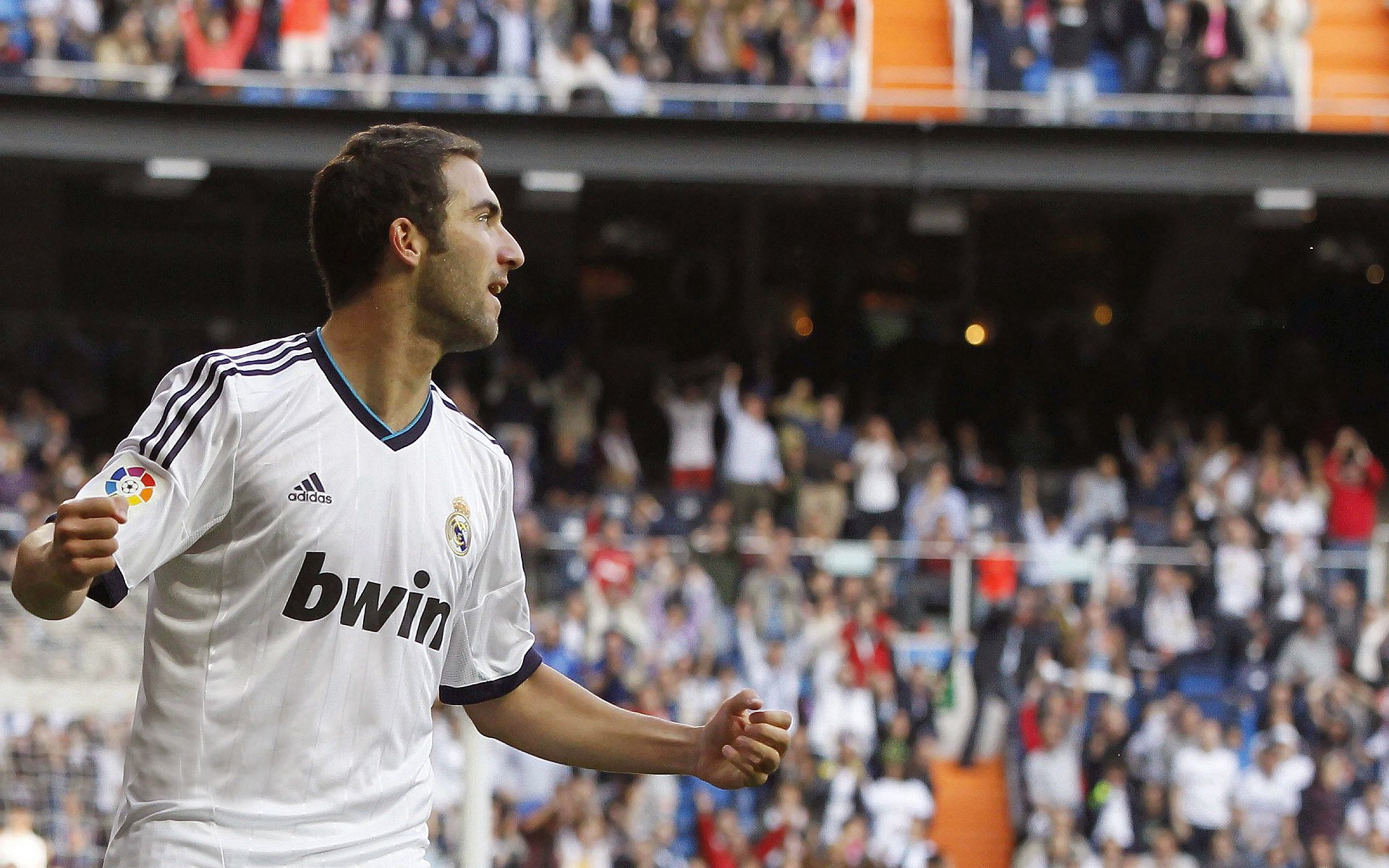 雷霆掀翻太阳,霍勒迪舞台越大越强