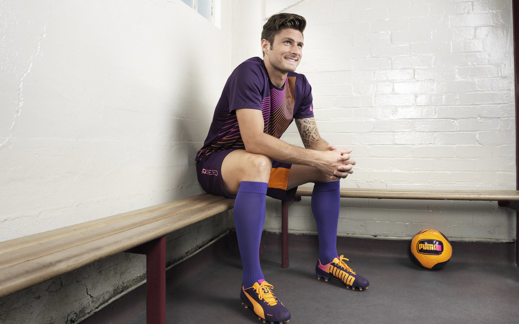 冰岛战术压制亚特兰大，克瓦拉茨赫利亚成为关键先生