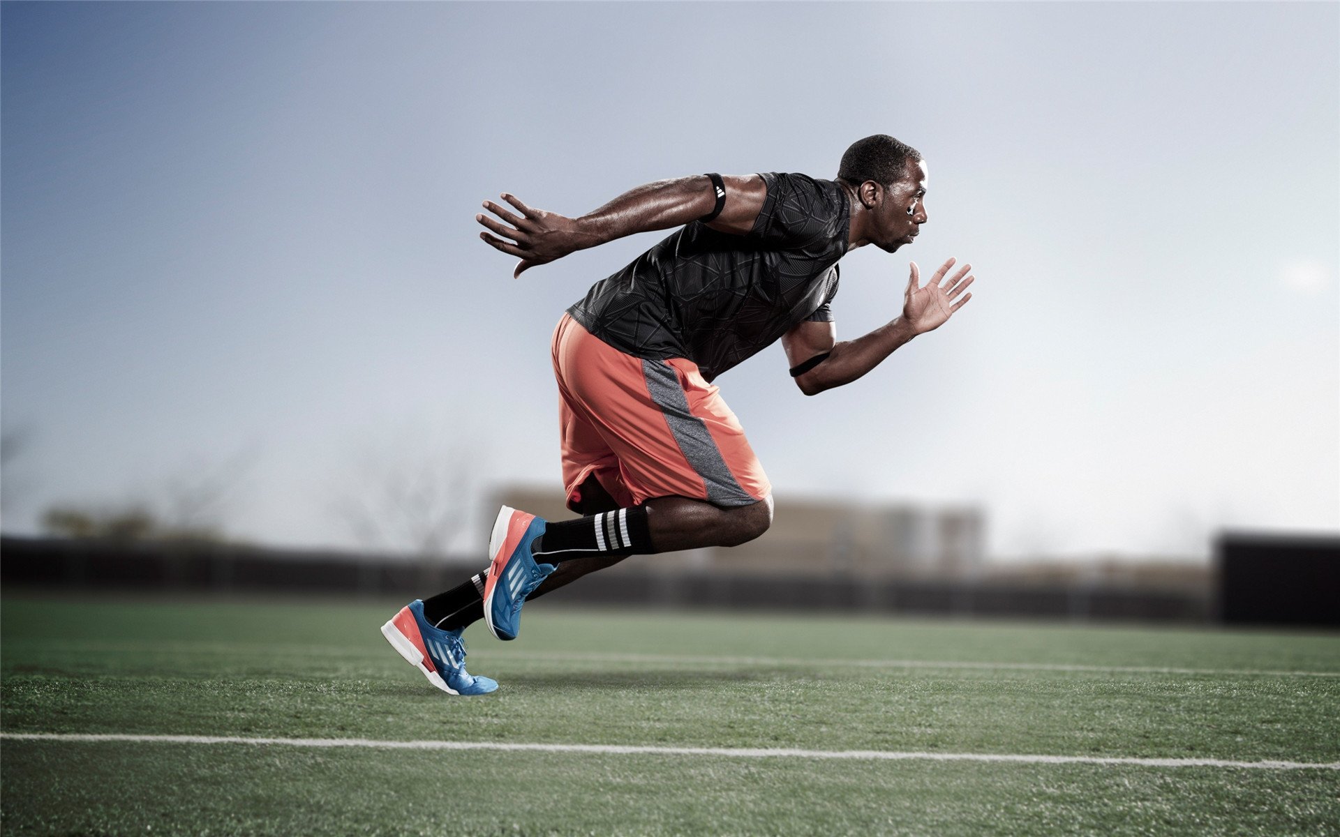 阿隆索点燃赛场，威廉姆斯力克红牛，一场颠覆F1格局的传奇之战